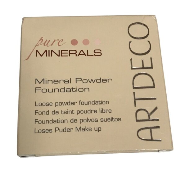 Artdeco Pure Minerals Loose Powder Foundation 4 Light Beige 0.52 Oz - Picture 3 of 7